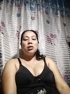 May_Bombs's cam snapshot