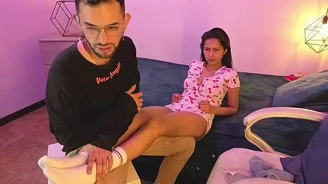 annie_and_ryan live sex cam