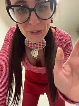 NataKitten live sex cam