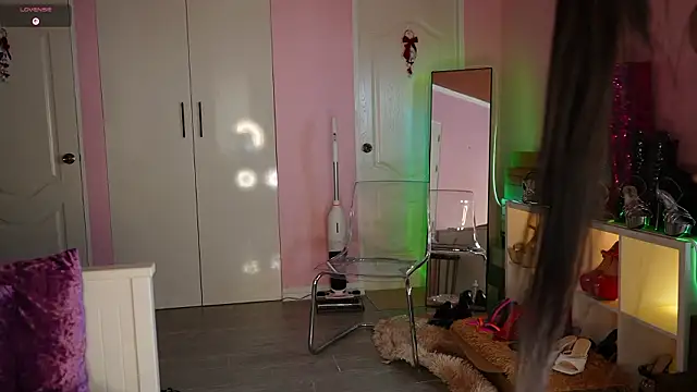 AsianSweetMilf live sex cam