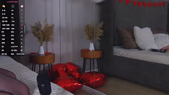 ReginaRobinson live sex cam