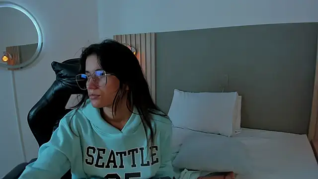 scarlett_rosse_x's cam snapshot