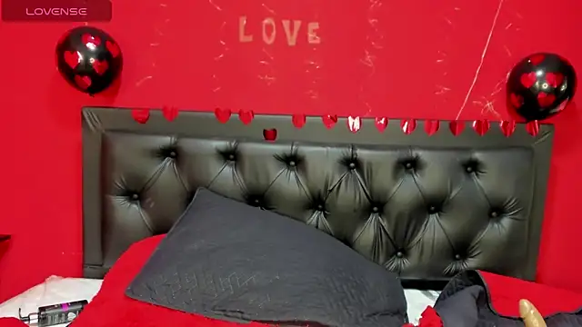 Abby_Hiiltoon's cam snapshot