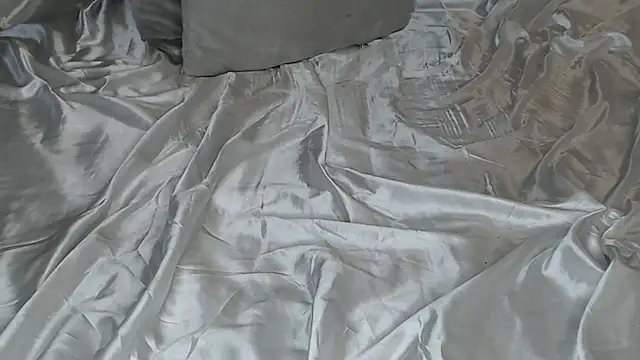 hotfeetmilf's cam snapshot