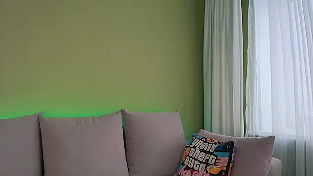 Cuddle_Cat's cam snapshot