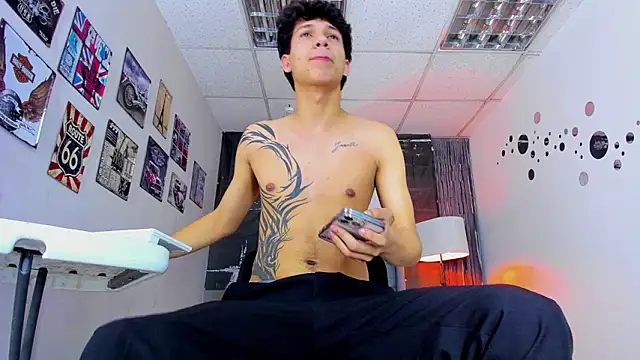 jason_graeats live sex cam