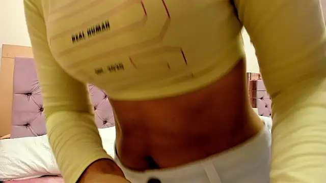 zenda_bianchi's cam snapshot