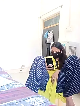 Riya_917's cam snapshot