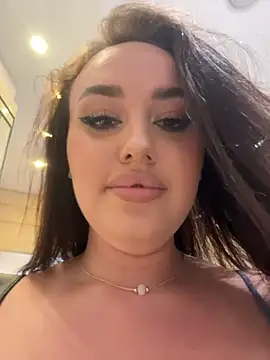 KiraSunshine live sex cam