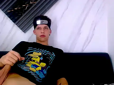 Liam_York_'s cam snapshot