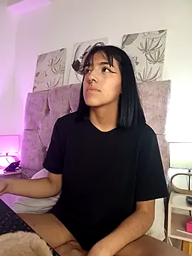 Dulce_Bella_'s cam snapshot