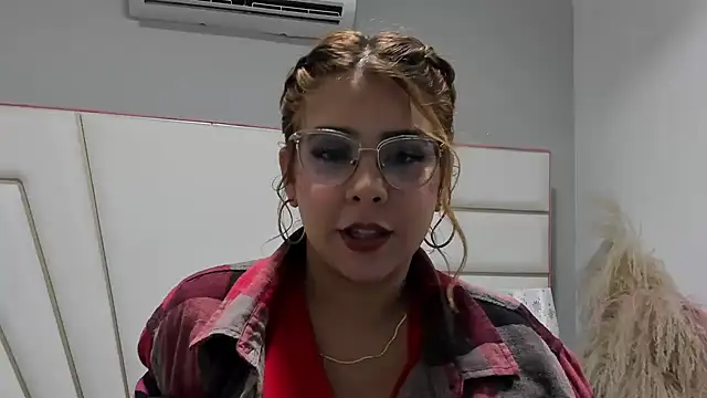 Zara_Vidal's cam snapshot