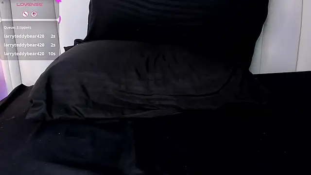 Miia_montero_'s cam snapshot