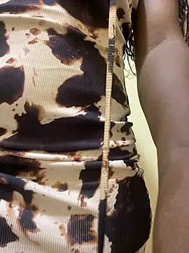 Assbigger234 live sex cam