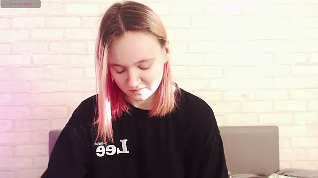 Ericha_Stone's cam snapshot