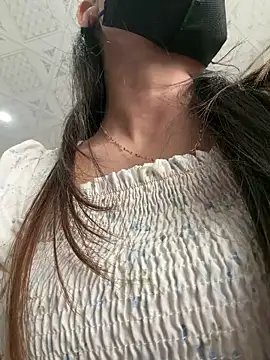 Tina_995 live sex cam