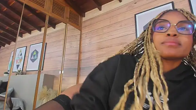 AriaFoster's cam snapshot