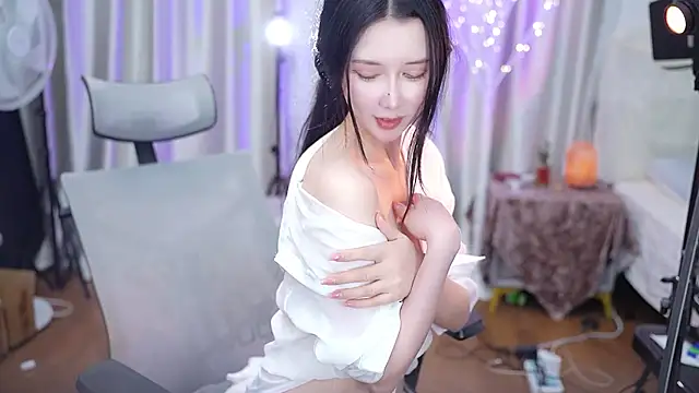 nono_babyy's cam snapshot