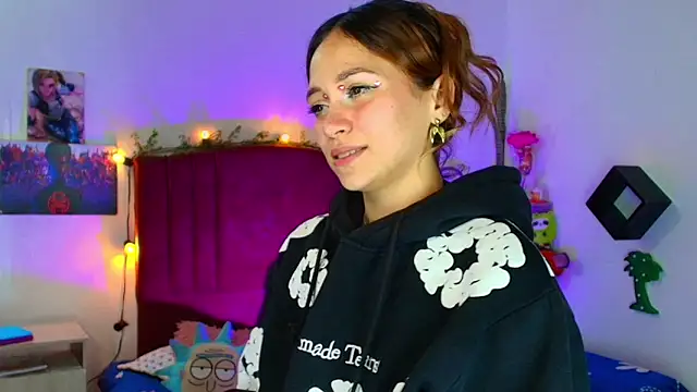 alisson_zafiro_'s cam snapshot