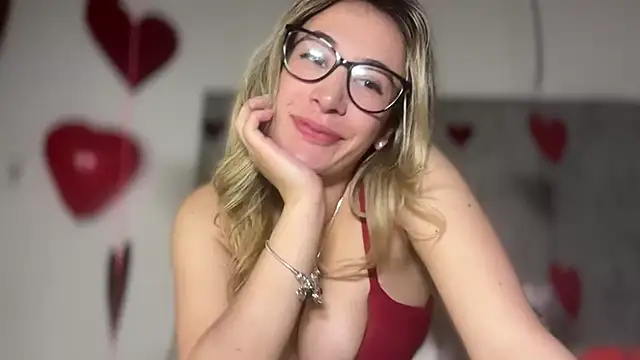 Gabby_cruz_'s cam snapshot