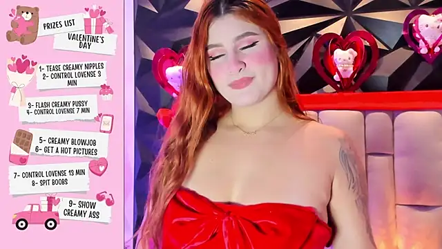 megan_whitee__'s cam snapshot