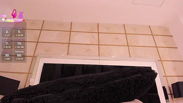 RoxyLior's cam snapshot