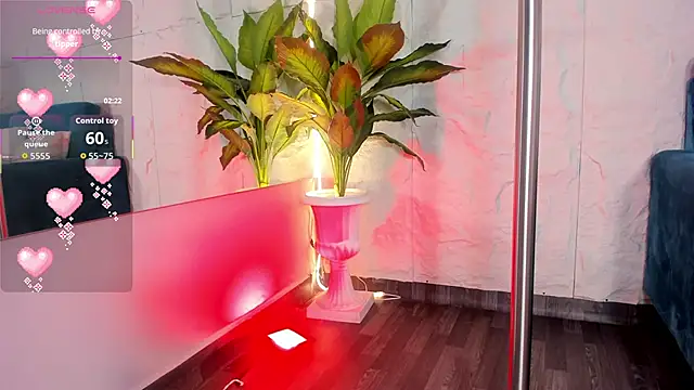 EmmilyEvanss's cam snapshot