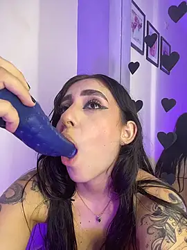 sharlot24's cam snapshot