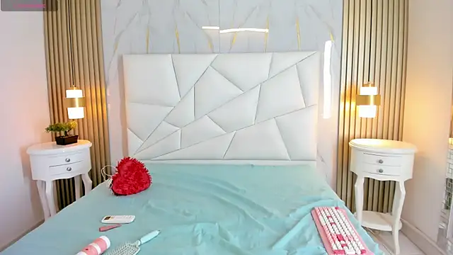 naomibely's cam snapshot