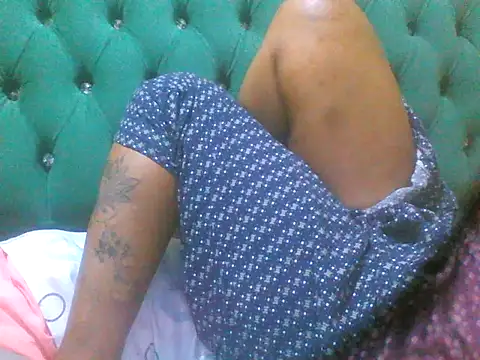 Sexy_Riri's cam snapshot