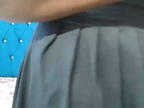 SexyDarkLadyXxx's cam snapshot