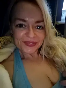 demidelightfulxx's cam snapshot