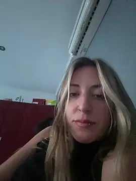 Sashailardi's cam snapshot