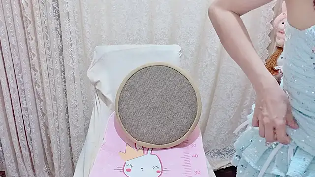 Rellababyy's cam snapshot