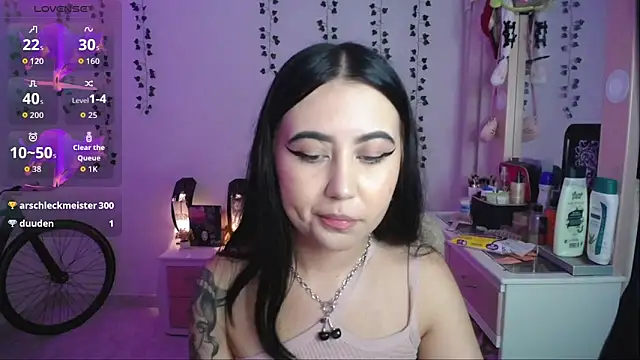 iris_sky's cam snapshot