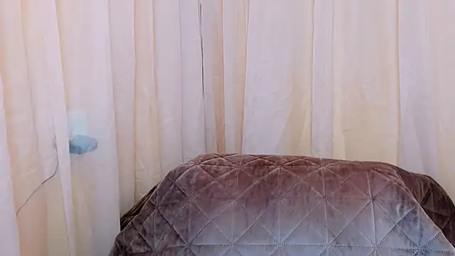 FoxyKathryn's cam snapshot