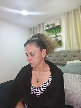 sasi_luna's cam snapshot