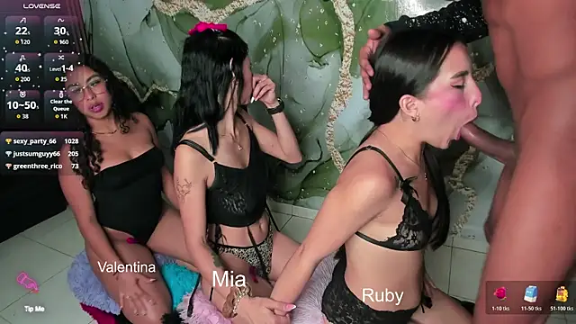 sexy_latinas_69's cam snapshot