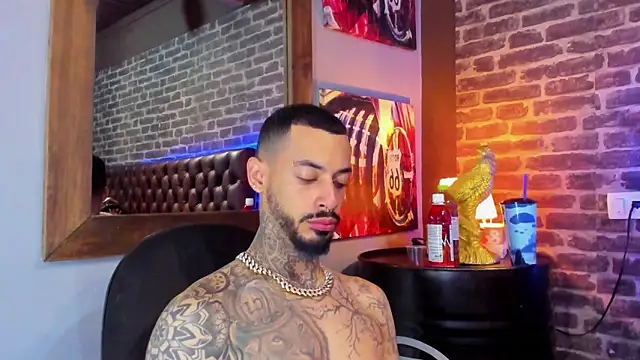 VinzenzRizzo's cam snapshot