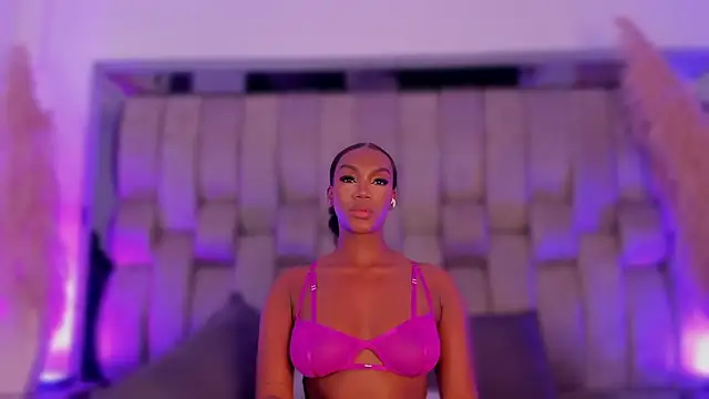 ChaynnaCooper's cam snapshot