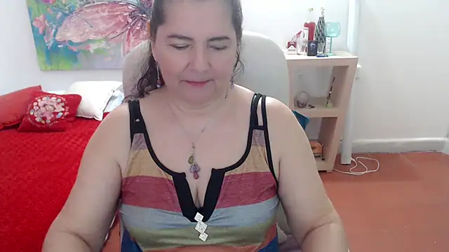 leonela_69's cam snapshot