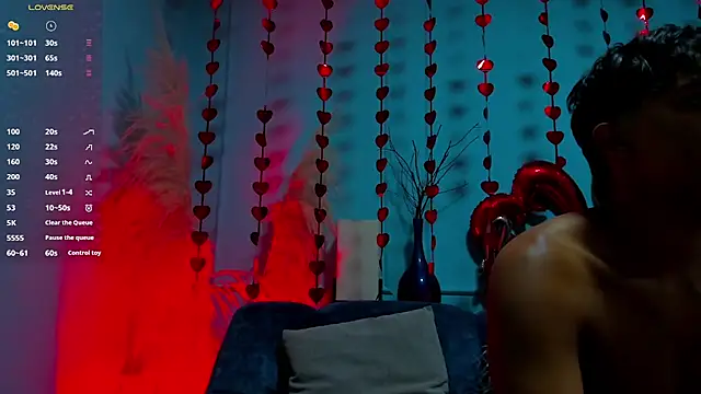 Leo_Savage_'s cam snapshot