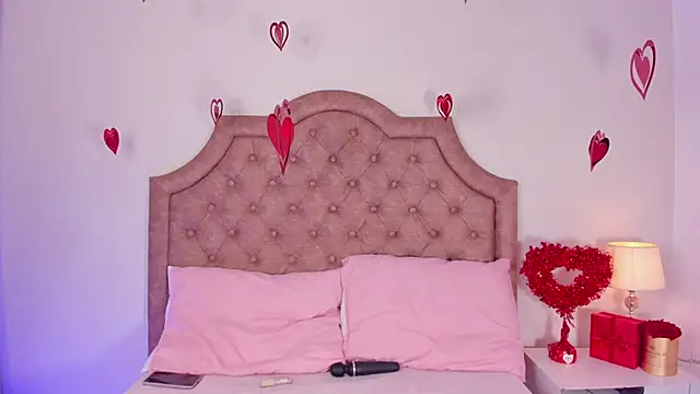 ViolettaReyyes live sex cam