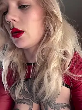 BlondeDoll_ live sex cam