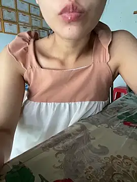 BabyElly22's cam snapshot