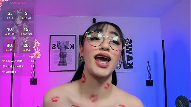 Maddie_Rosee's cam snapshot