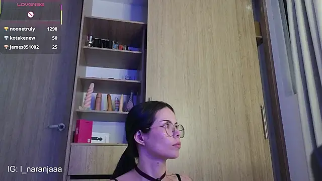 nara_lyn1's cam snapshot