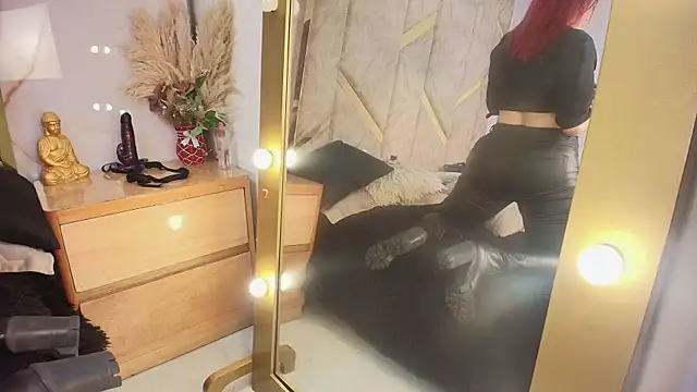 ALESKADUTH's cam snapshot