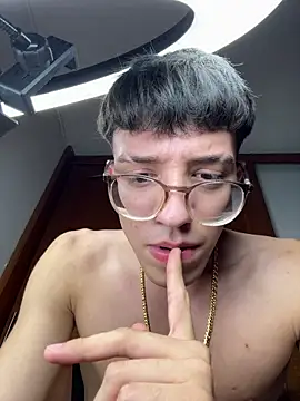 ArthurDavies_'s cam snapshot