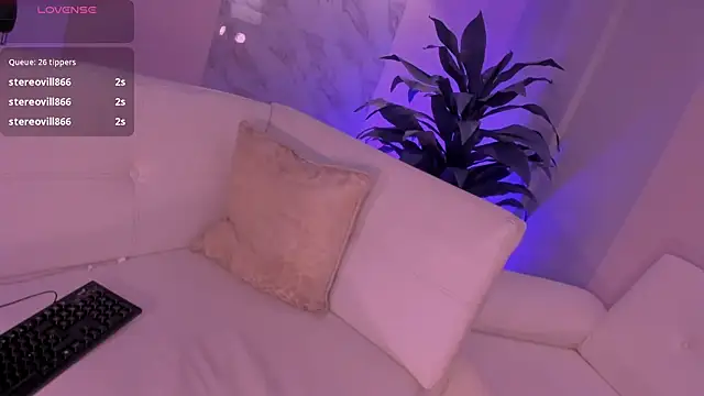 SussyBellX live sex cam